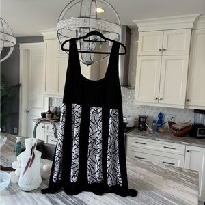 Laura size 3X cute black white summer dress easy to wear tent style